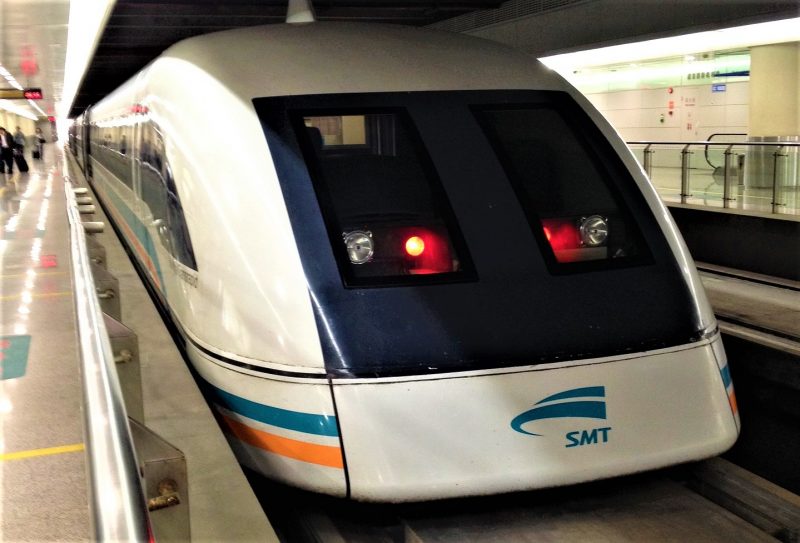 Tren de levitación magnética