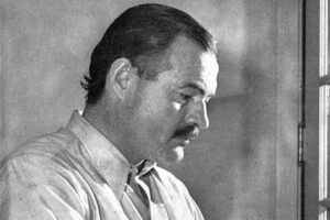 Ernest Hemingway | Quién fue, biografía, vida personal, estilo, obras, frases
